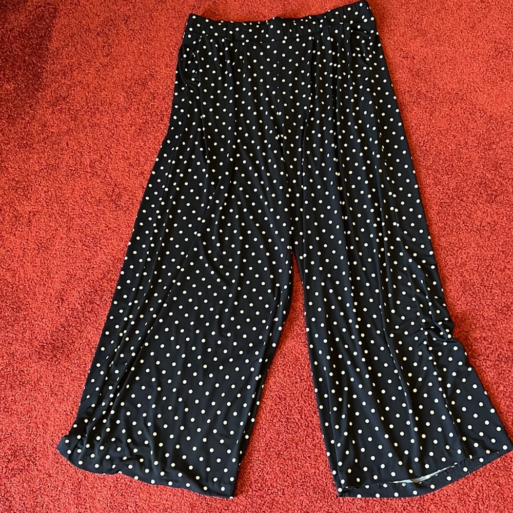 Torrid Polka Dot Size 2 Wide Leg Pants